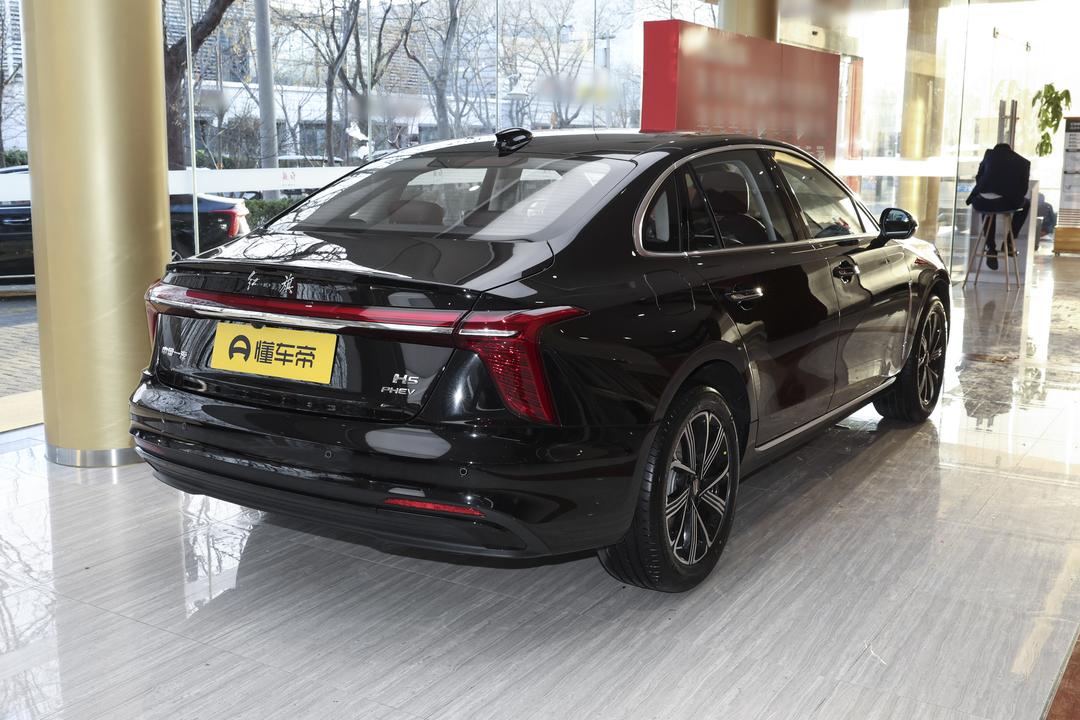 Hongqi H5 PHEV 2026, фото 7