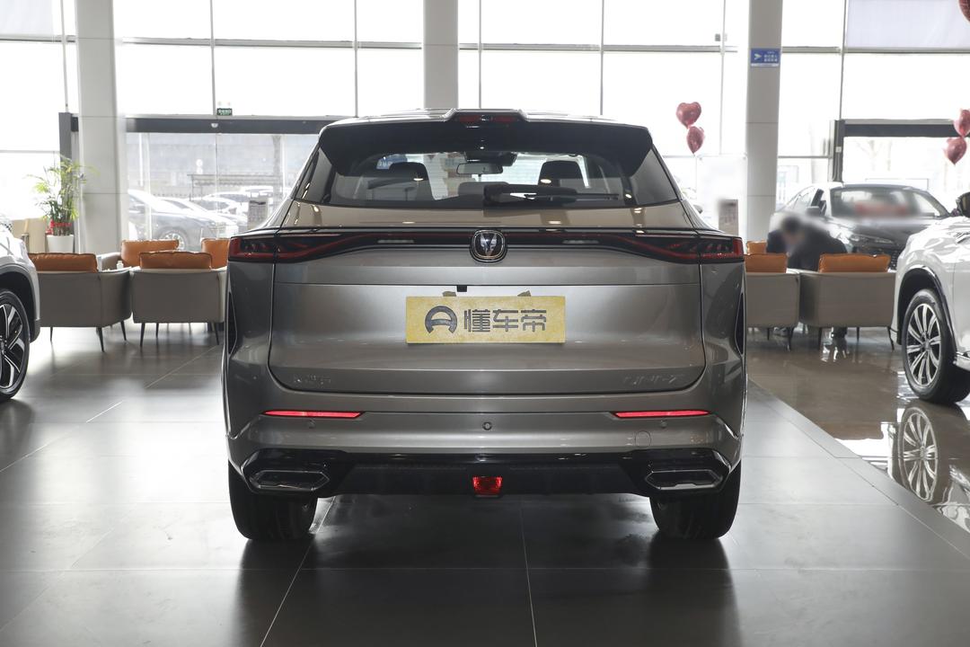 Changan UNI-Z PHEV 2026, фото 6