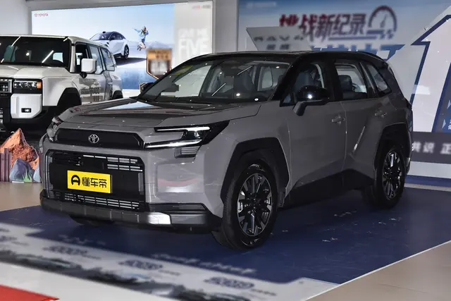 Toyota RAV4 2026 — купить из Китая под заказ