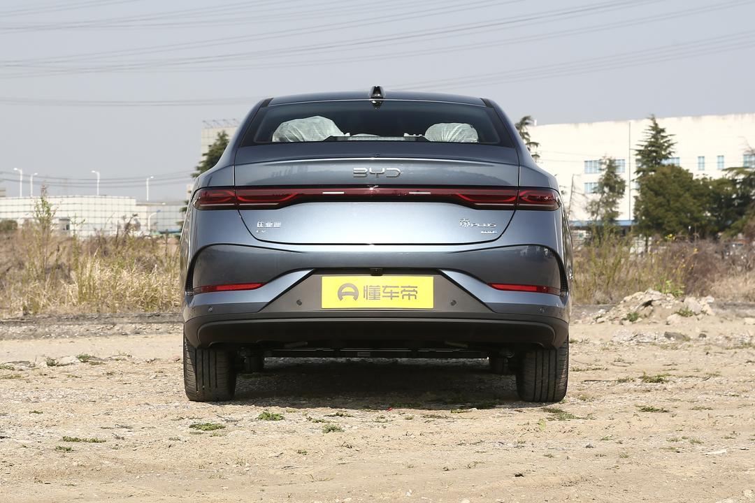 BYD Qin PLUS EV 2026, фото 6