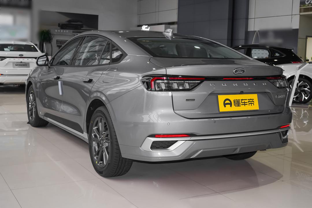 Ford Mondeo 2026, фото 5