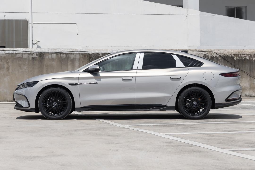 BYD Han DM 2026, фото 4