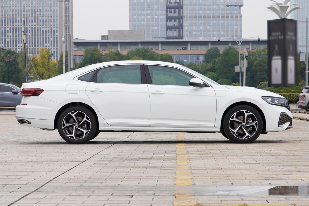 Volkswagen Passat 2026, фото 8