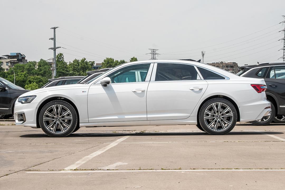 Audi A6L 2026, фото 4