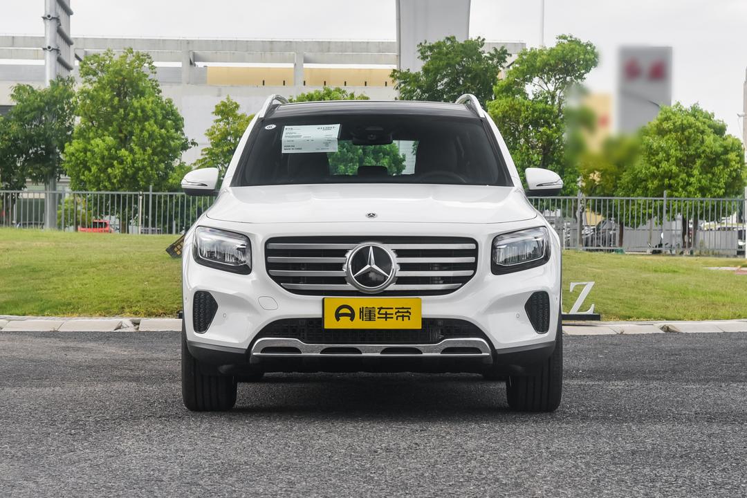 Mercedes-Benz GLB 2026, фото 2