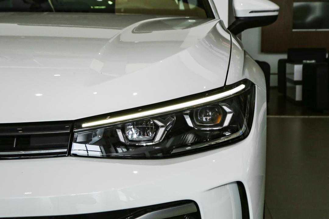 Volkswagen Passat 2026, фото 12