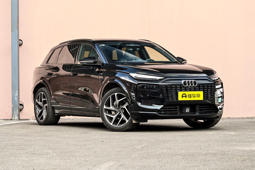 Audi Q6L e-tron 2026, фото 3