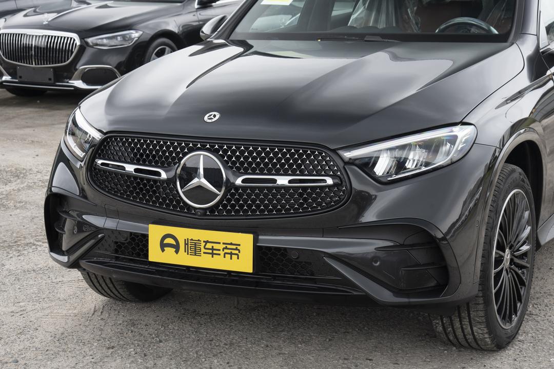 Mercedes-Benz GLC Coupe 2026, фото 9