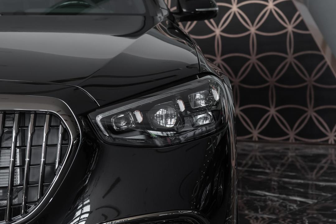 Mercedes-Benz Maybach S-Class 2026, фото 10
