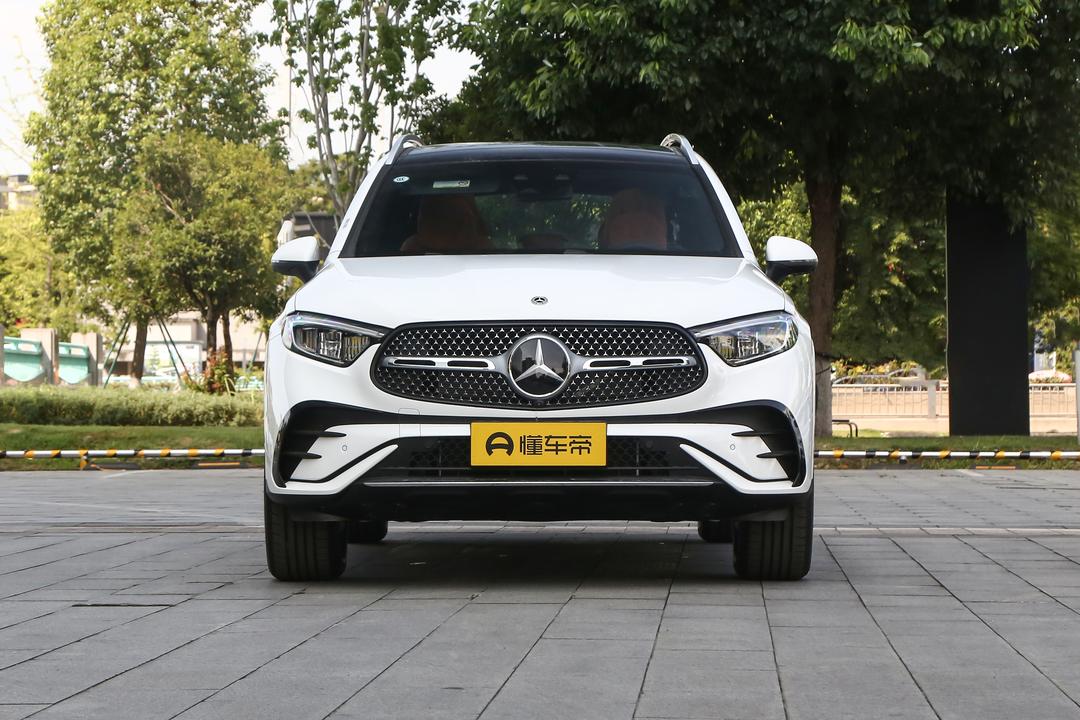 Mercedes-Benz GLC-Class 2026, фото 2