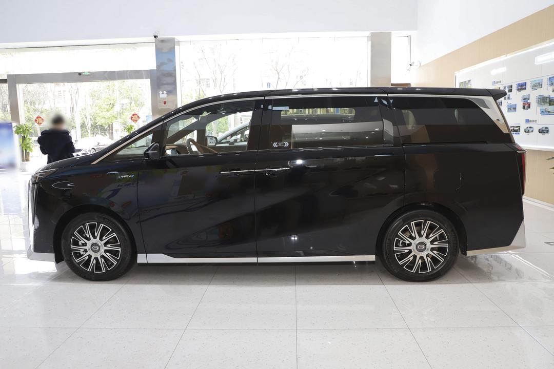 GAC E9 PHEV 2026, фото 4