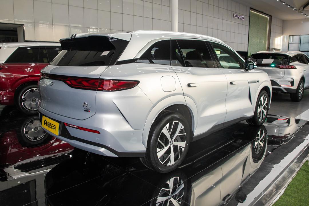 BYD Tang L DM 2026, фото 6