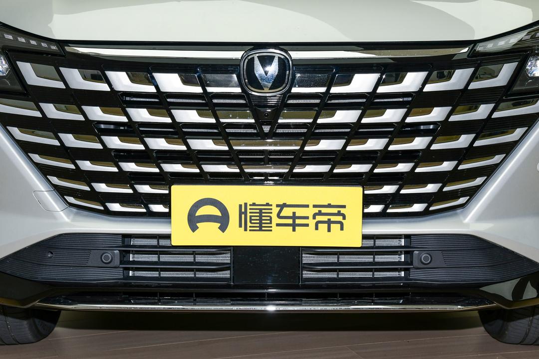 Changan UNI-Z 2026, фото 10