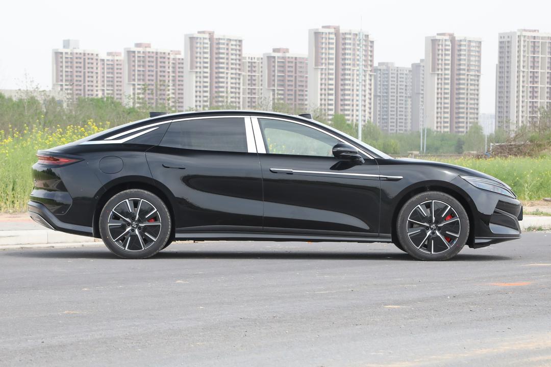 BYD Han L DM 2026, фото 8