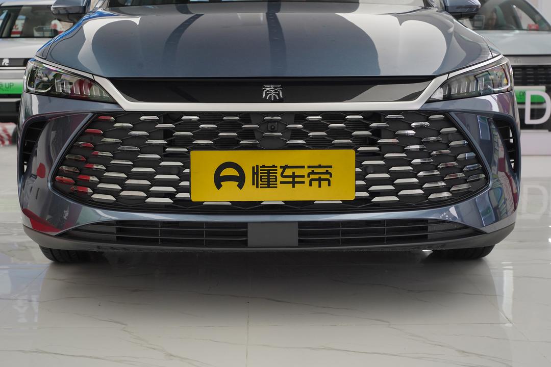 BYD Qin PLUS DM 2026, фото 10