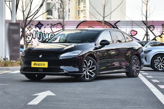Baojun Enjoying Realm EV 2026 — купить из Китая под заказ