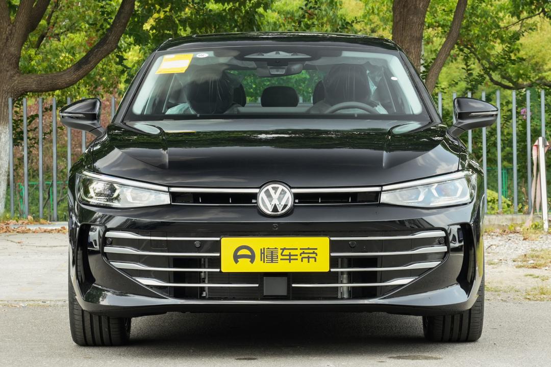 Volkswagen Passat 2026, фото 12