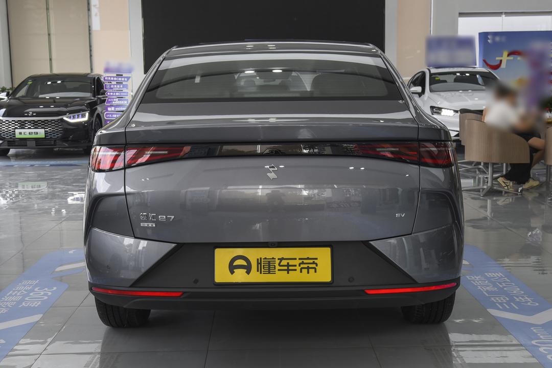 BYD e7 EV 2026, фото 6