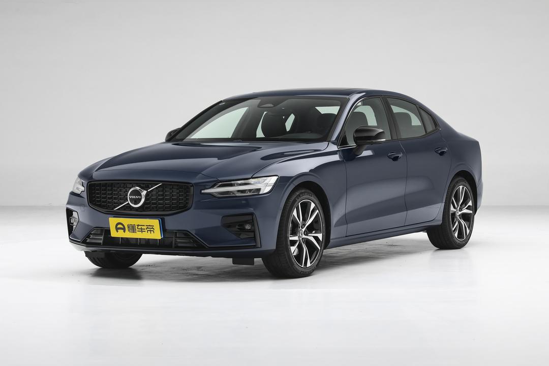 Volvo S60 2026, фото 1