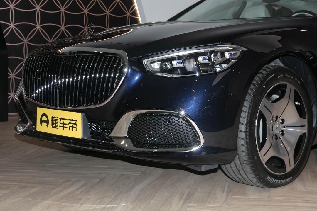 Mercedes-Benz Maybach S-Class 2026, фото 7