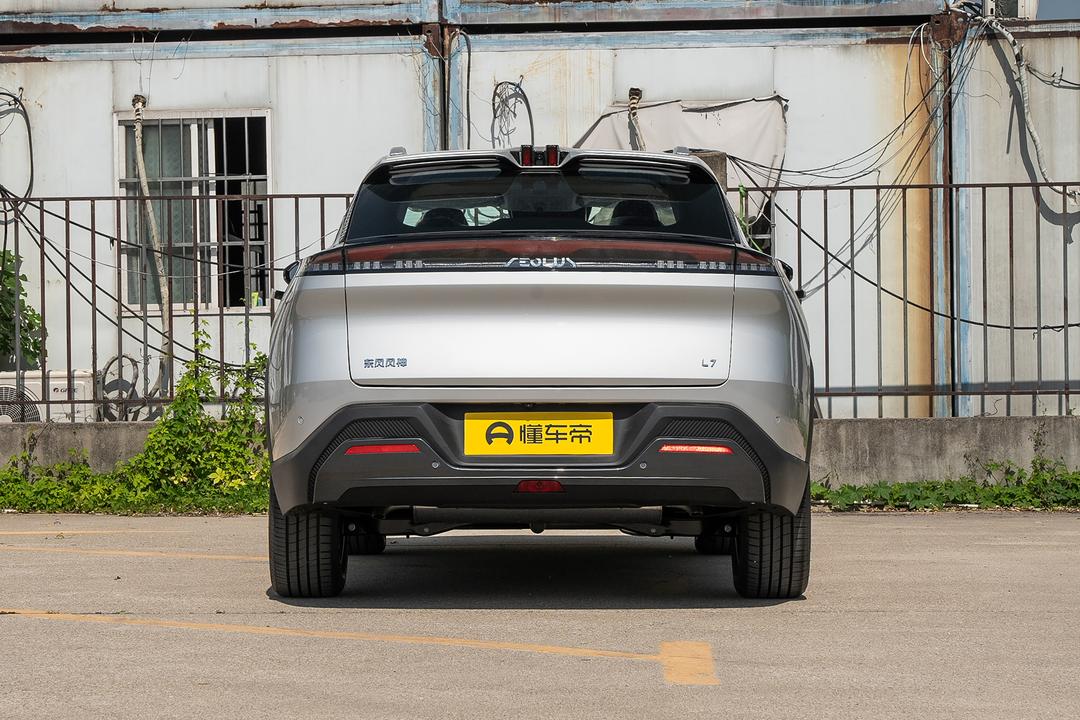 Dongfeng L7 PHEV 2026, фото 6