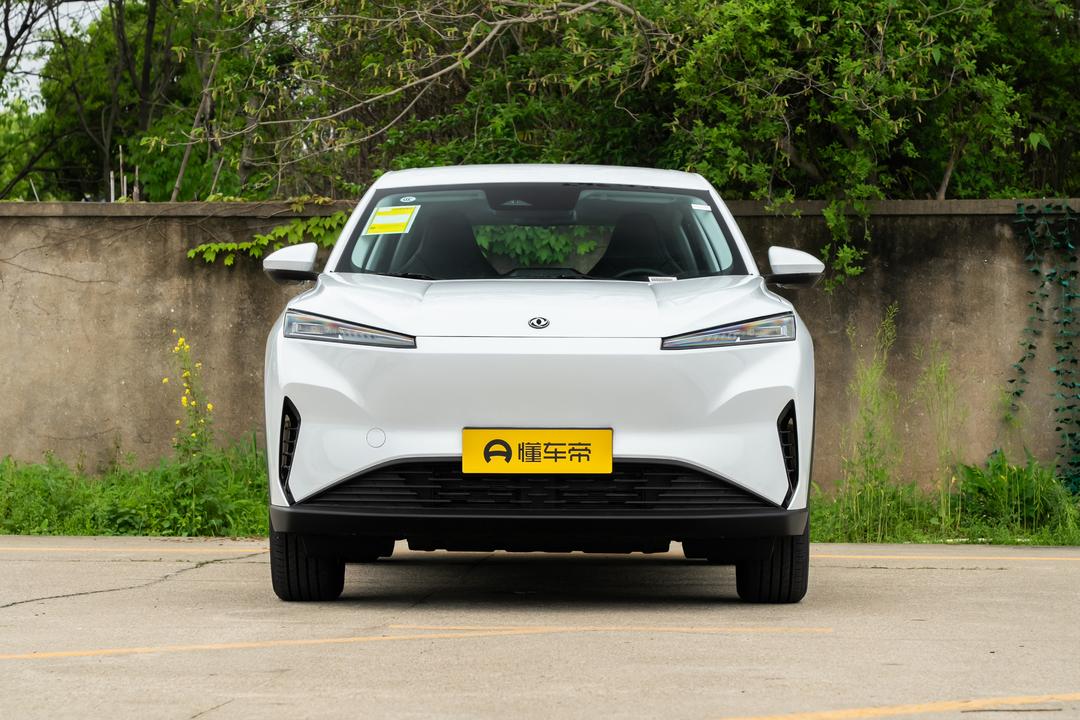 Dongfeng L7 EV 2026, фото 2
