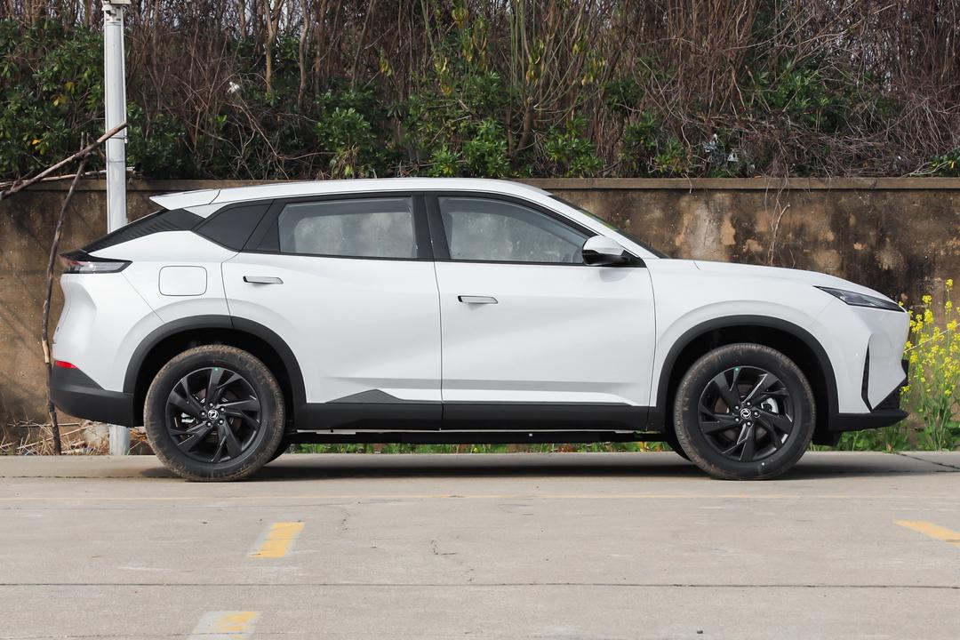 Dongfeng L7 EV 2026, фото 8