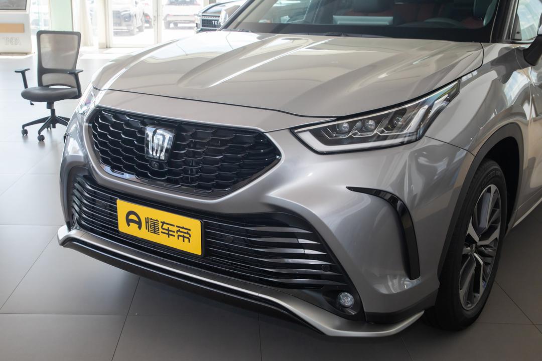 Toyota Crown Kluger 2026, фото 9