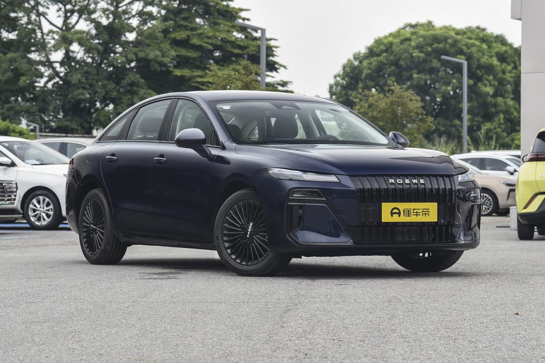 Roewe M7 DMH 2026, фото 3