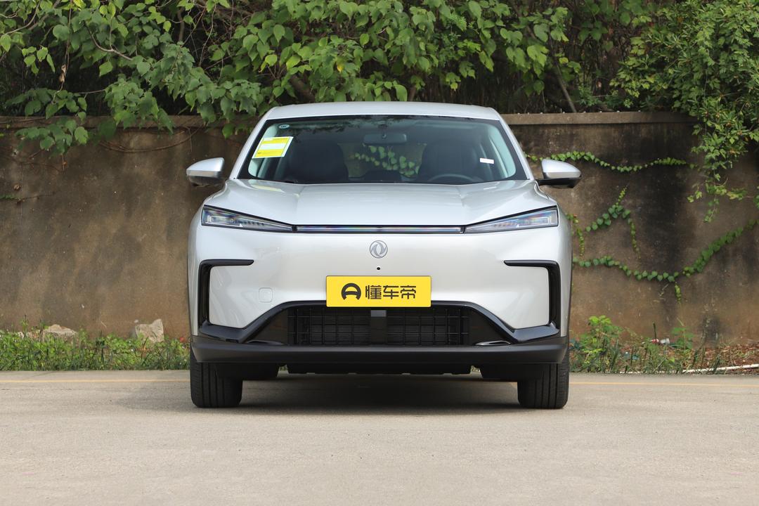 Dongfeng Aeolus L8Y 2026, фото 2