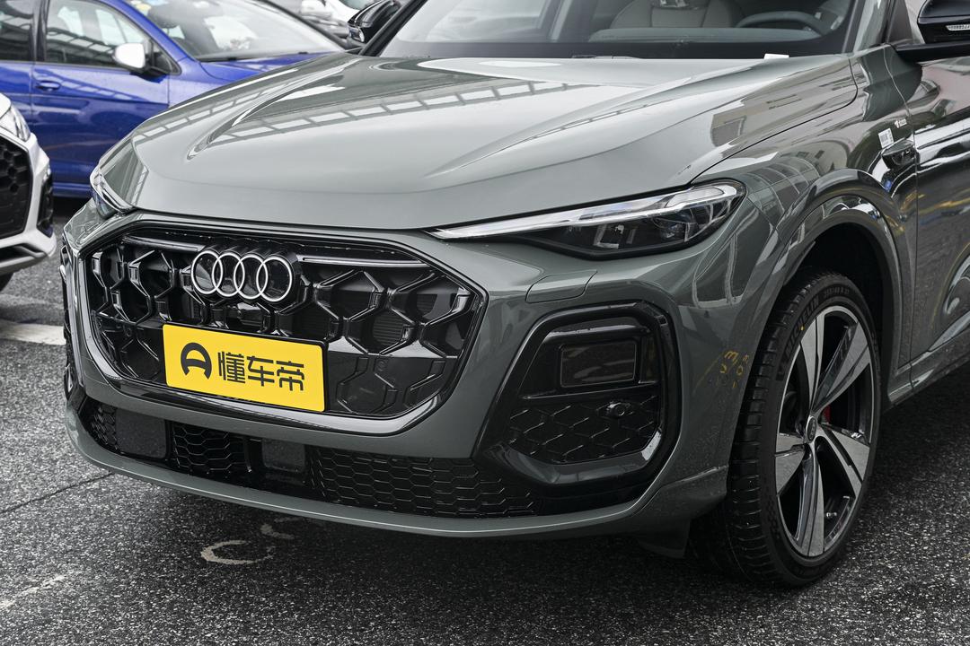 Audi Q5L 2026, фото 9