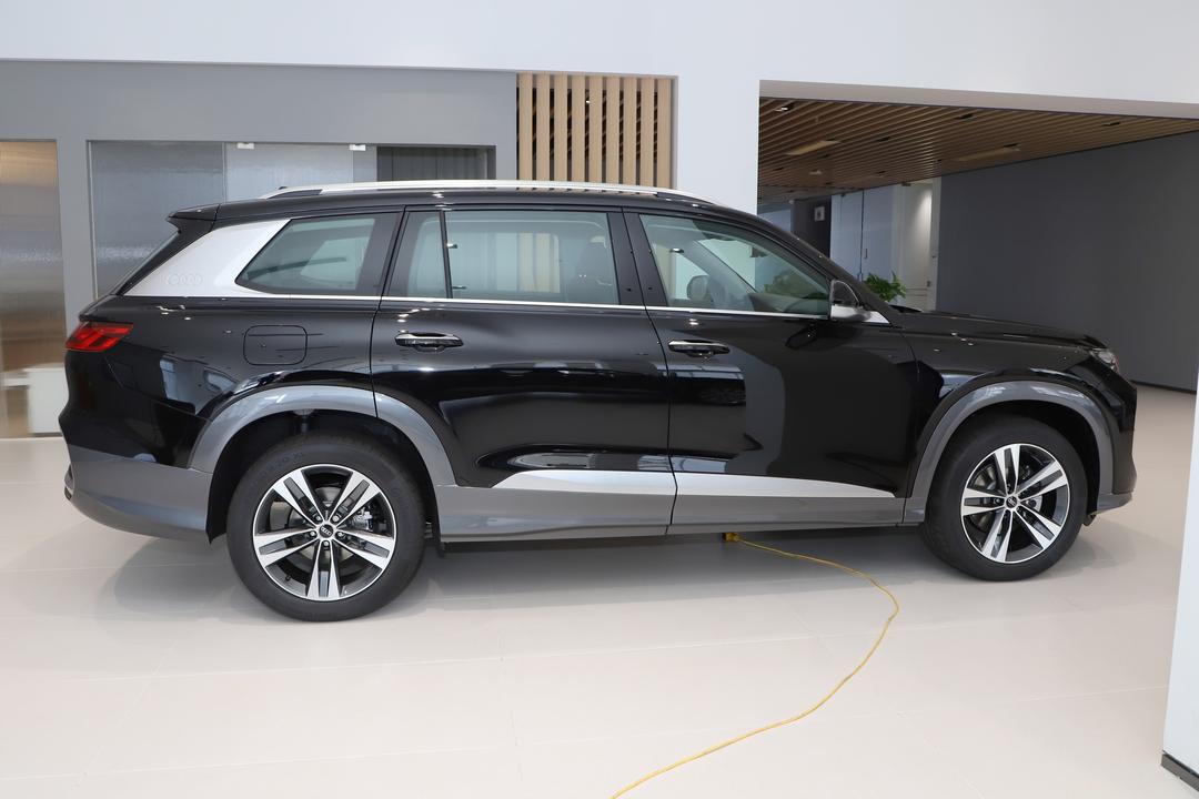 Audi Q6 2026, фото 7