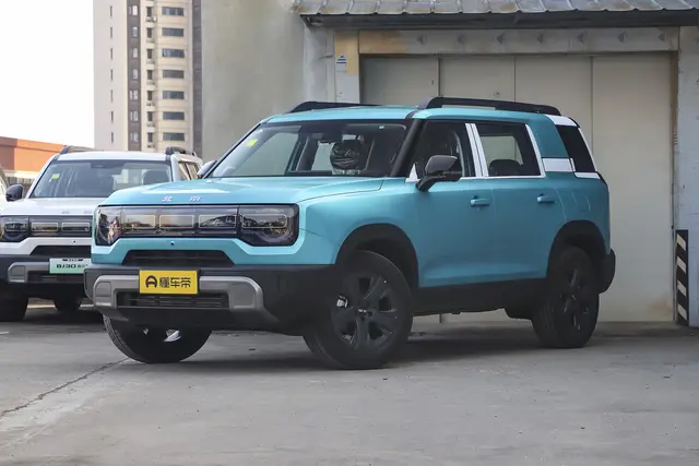 BAIC BJ30 2026 — купить из Китая под заказ