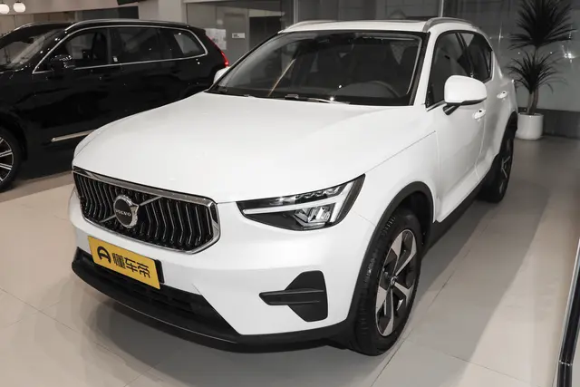Volvo XC40 2026 — купить из Китая под заказ