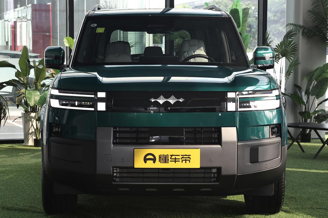 BYD Titan 7 PHEV 2026, фото 12