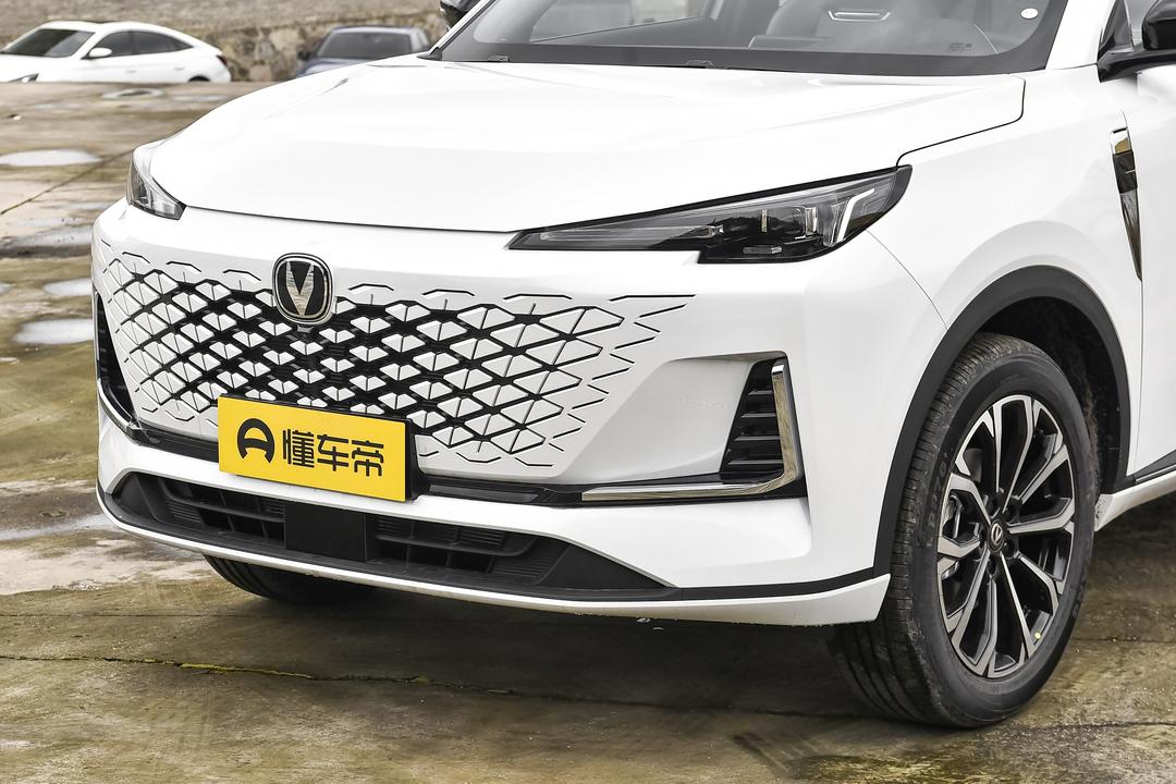 Changan CS55 PLUS PHEV 2026, фото 9
