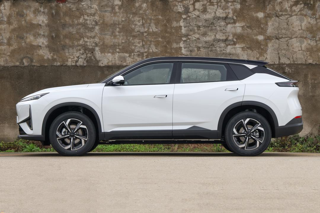 Dongfeng L7 EV 2026, фото 4