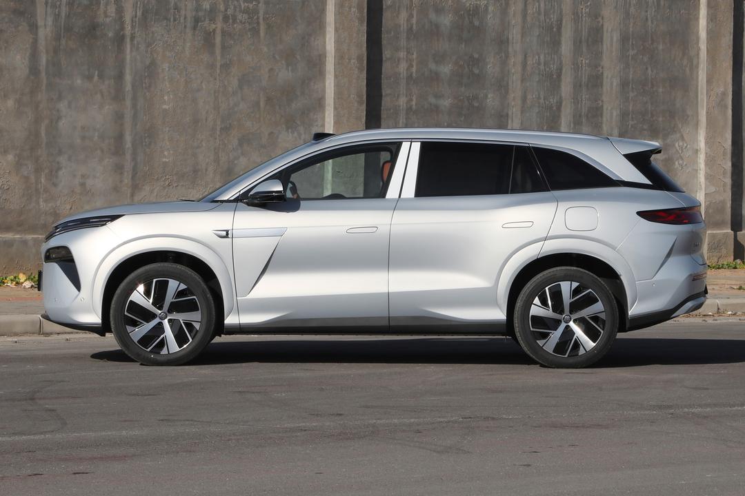 BYD Tang L EV 2026, фото 4