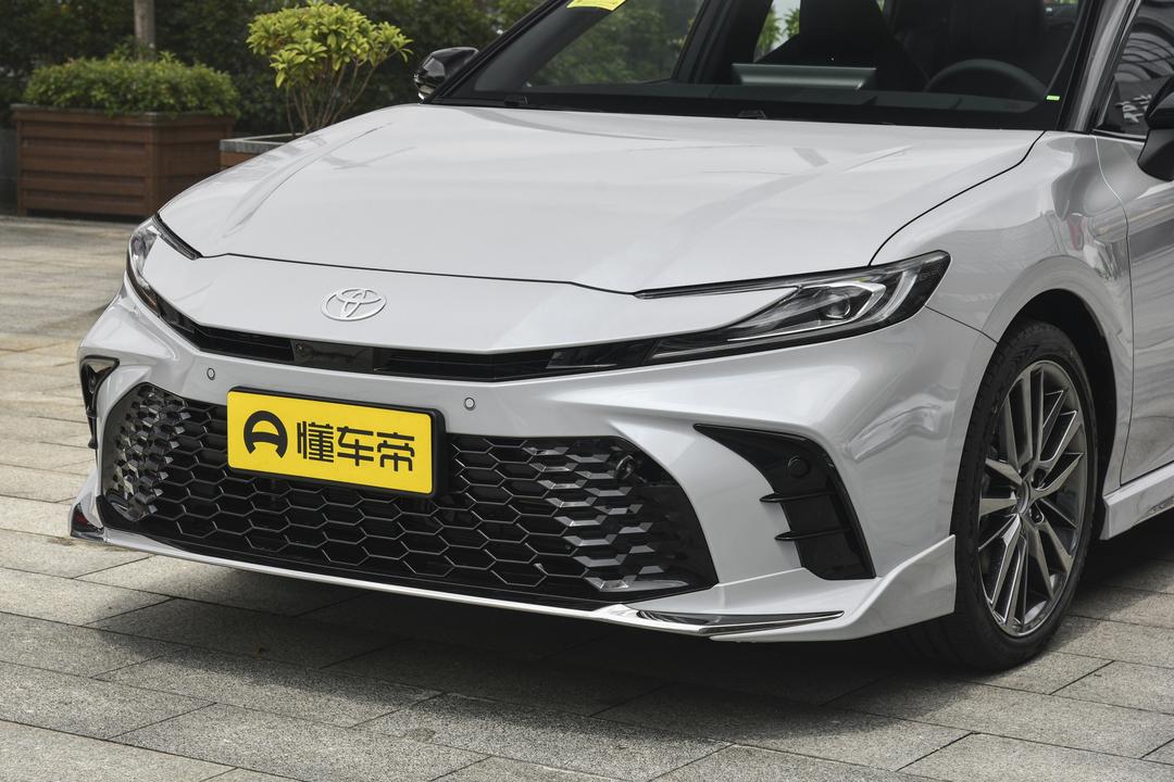 Toyota Camry 2026, фото 9