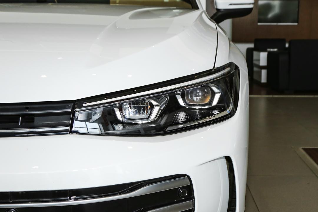 Volkswagen Passat 2026, фото 11
