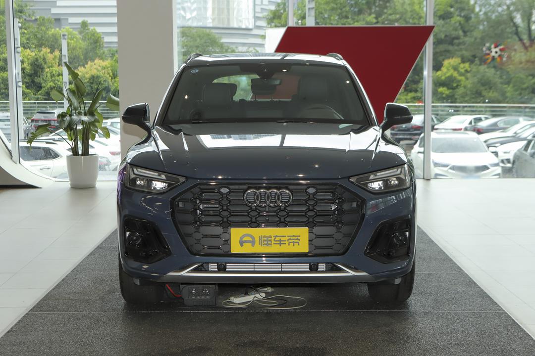 Audi Q5L 2026, фото 2