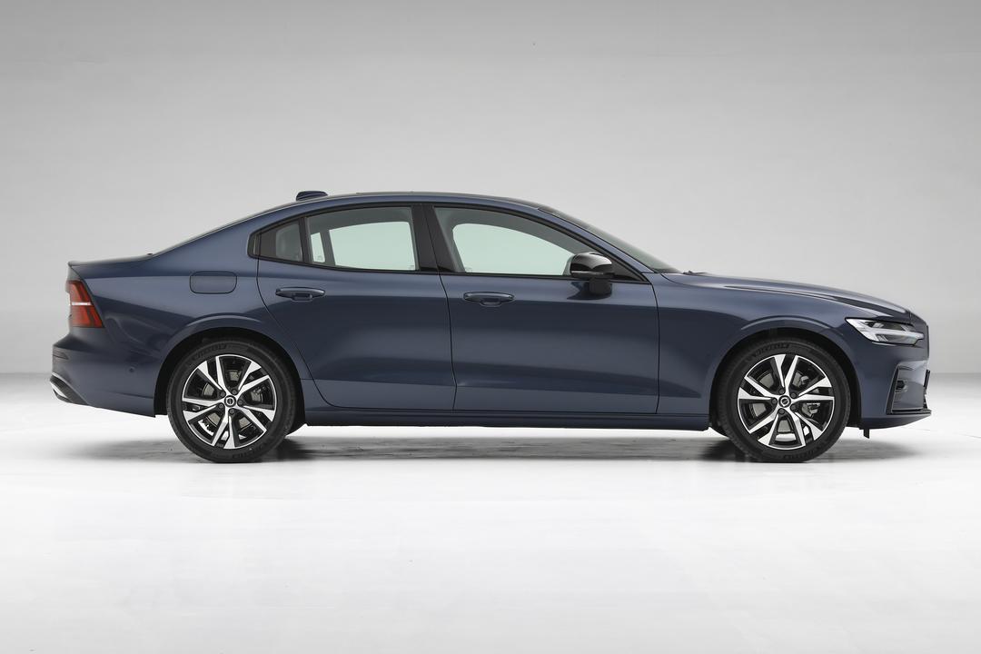 Volvo S60 2026, фото 8