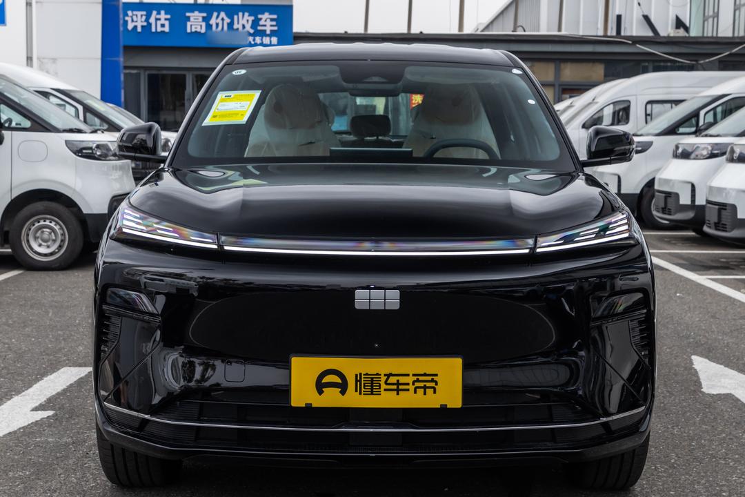 Geely Starship 7 EV 2026, фото 12