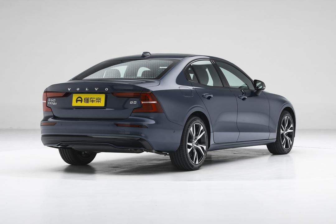 Volvo S60 2026, фото 7