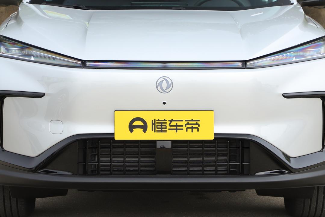 Dongfeng Aeolus L8Y 2026, фото 10