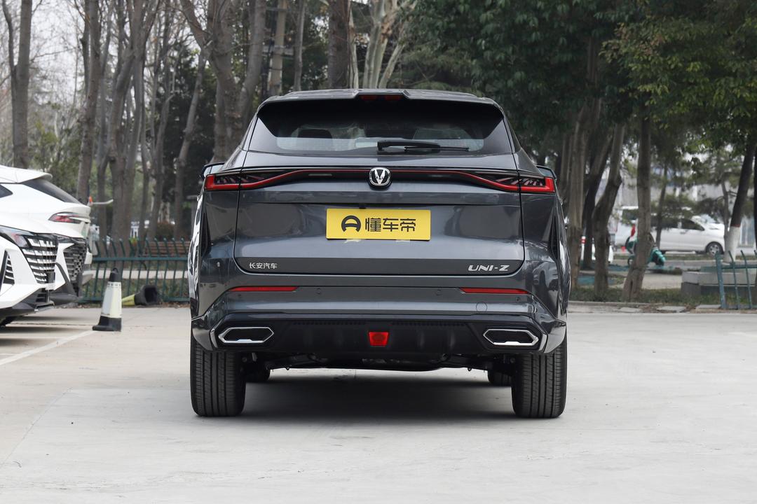 Changan UNI-Z PHEV 2026, фото 6