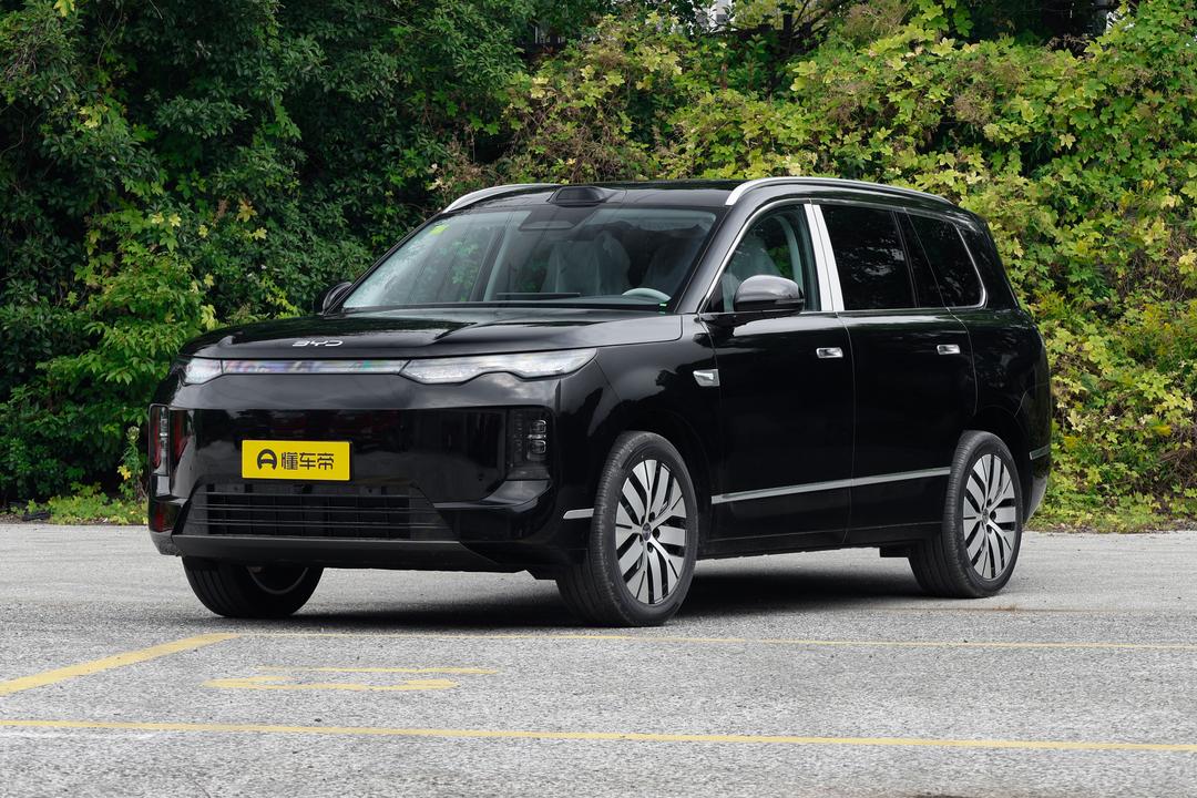 BYD Sealion 08 EV