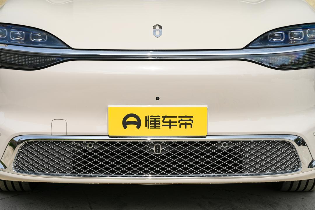 AITO M9 2026, фото 10