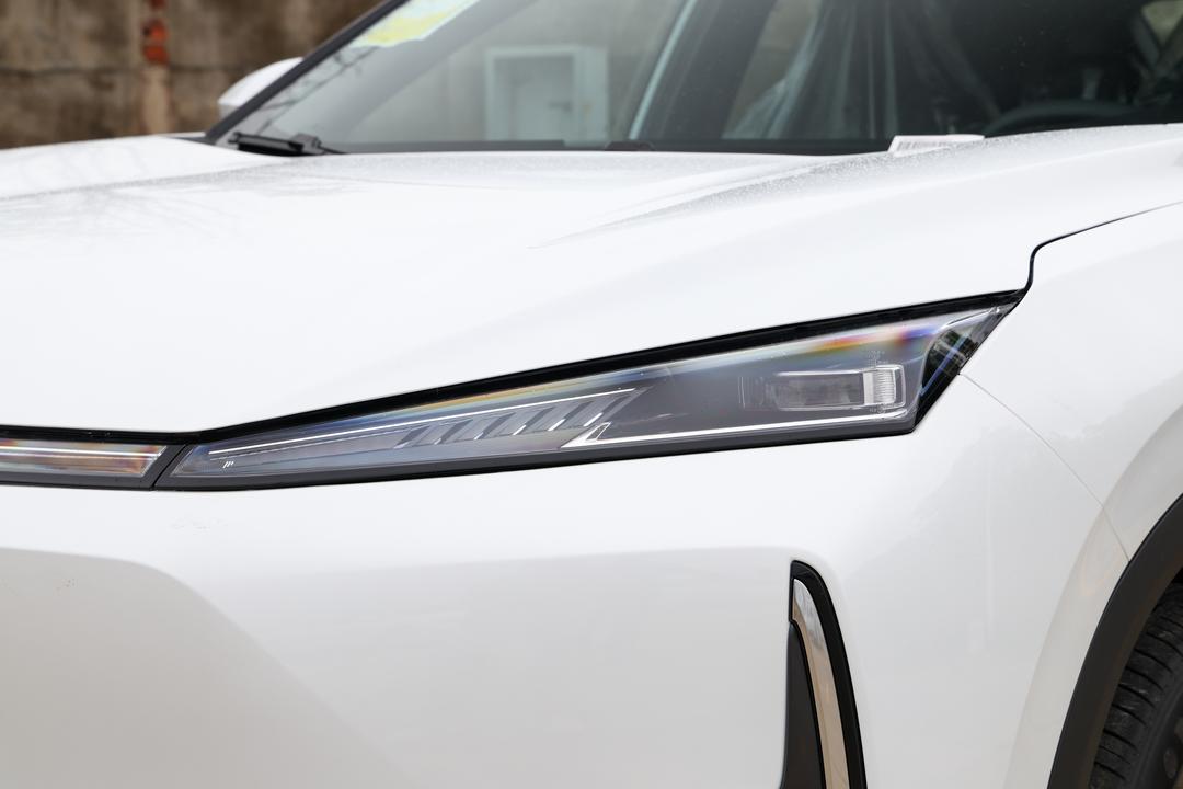 Dongfeng L7 EV 2026, фото 13
