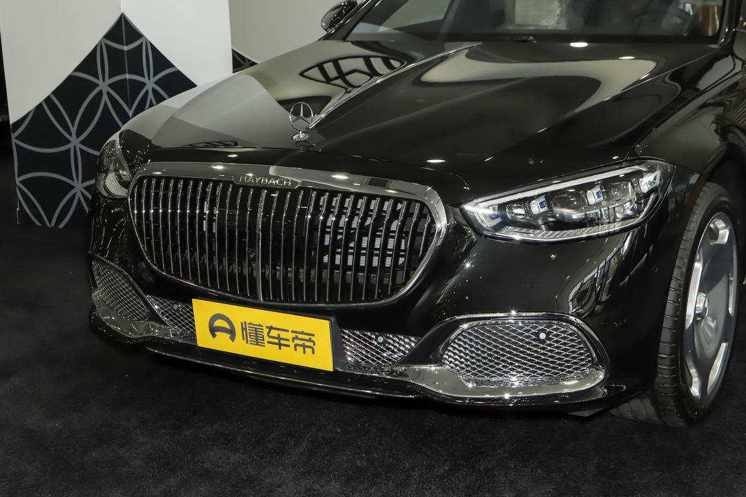 Mercedes-Benz Maybach S-Class 2026, фото 9